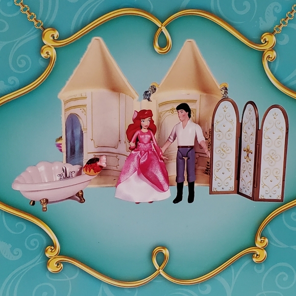 Disney Ariel Mini Castle Playset - Picture 2 of 2